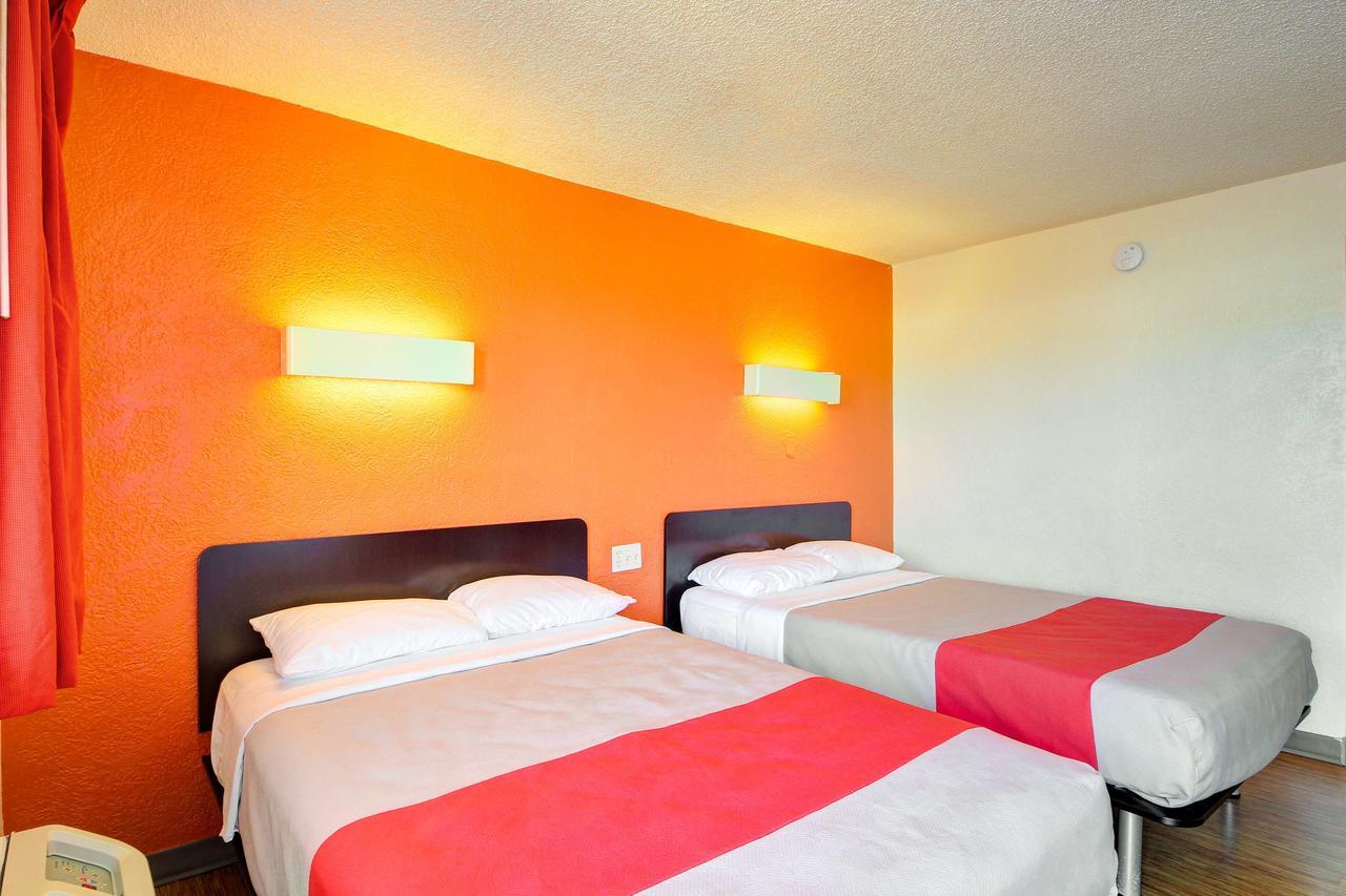 Motel 6-Oklahoma City, Ok - Frontier City Екстериор снимка