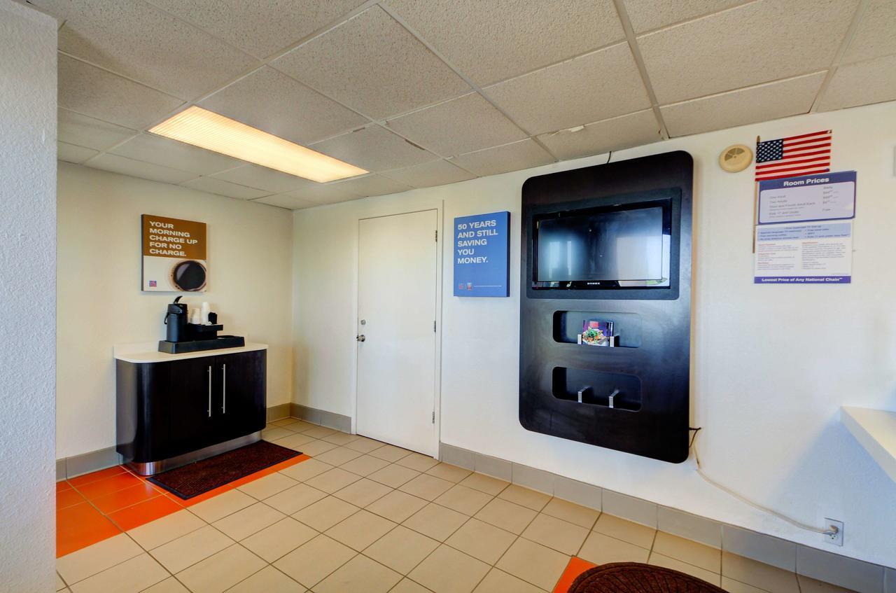 Motel 6-Oklahoma City, Ok - Frontier City Екстериор снимка