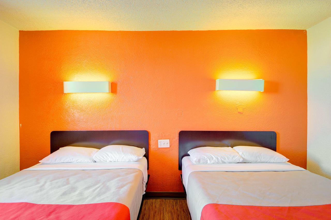 Motel 6-Oklahoma City, Ok - Frontier City Екстериор снимка