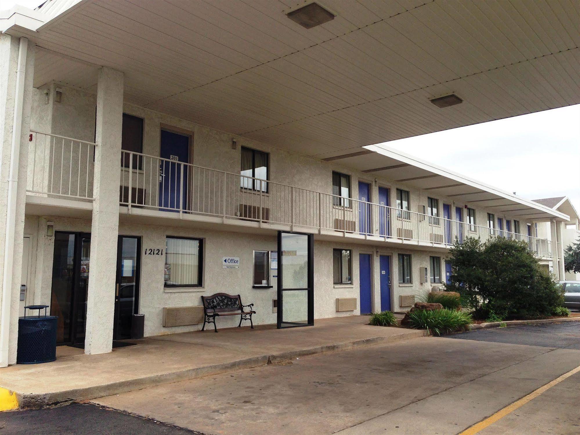 Motel 6-Oklahoma City, Ok - Frontier City Екстериор снимка